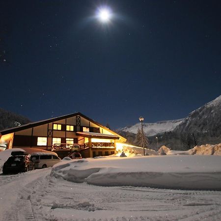 Furano Shiyuirin Hotel Kamifurano Exterior foto